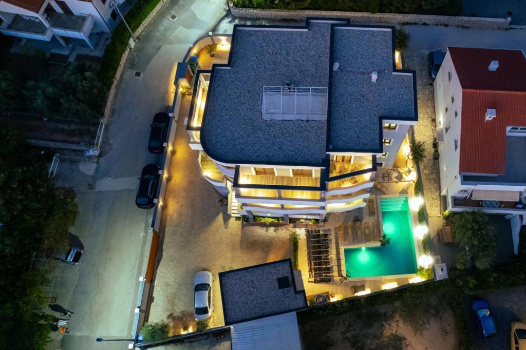 Villa Mariella Novalja Exterior photo